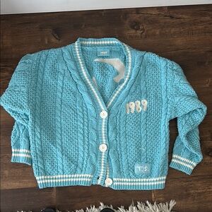TAYLOR SWIFT brand 1989 Women's Blue Cable Knit Sweater